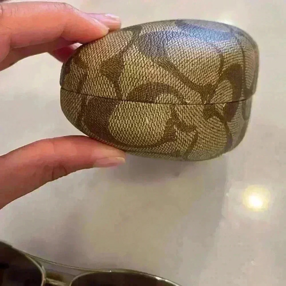 COACH BROWN/GOLD HC 7003 /L012 KRISTINA SUNGLASSES - Picture 9 of 10